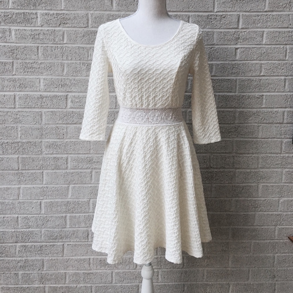 American Rag Ivory Dress Flared Skirt Size Medium